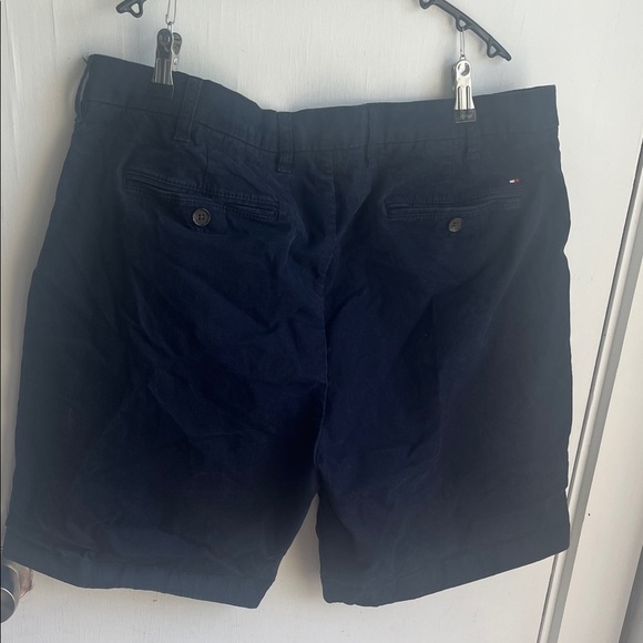 Tommy Hilfiger Dark Blue Flat Front Shorts Waist 38 - Picture 6 of 6